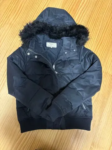ZARA 블랙 다운 자켓 퍼 후드 M