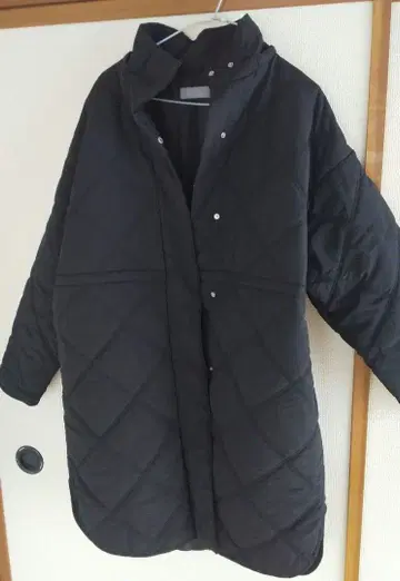 Sakishimatokyo 퀼팅 코트