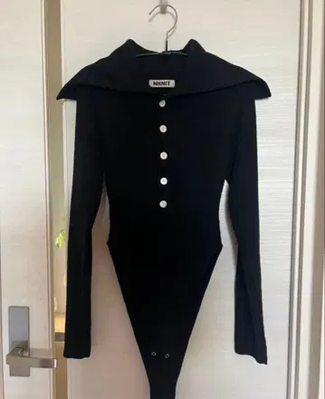NKNIT 블랙 긴팔 바디수트 니트