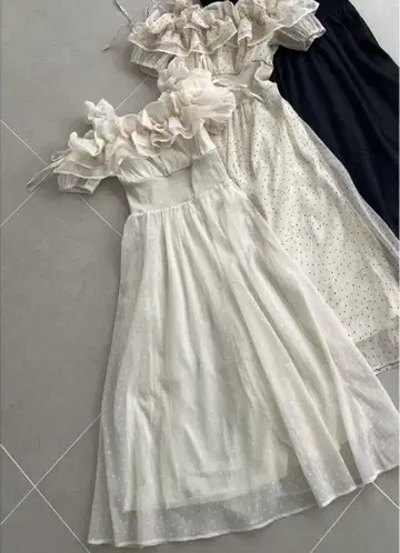 [ MAJESTIC LEGON ] 밀푀유 프릴 코르셋 원피스 XS