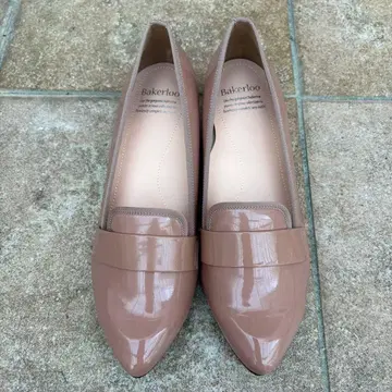 Bakerloo 베이지 스틸레토 펌프스 발수 23cm