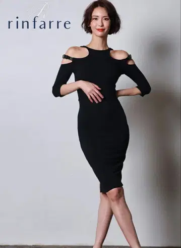 린파레 블랙 오프숄더 타이트 드레스 S