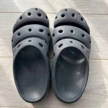 KEEN 그레이 샌들