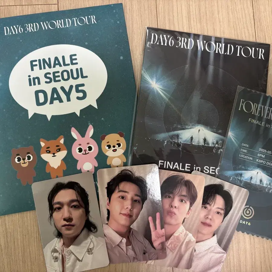 DAY6 | 데이식스 DAY6 Zip pop up gift #데이식스,#데이식스팝업 on