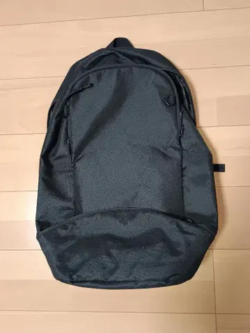 WORKMAN 워크맨 백팩 신발이 들어가는 백팩 블랙