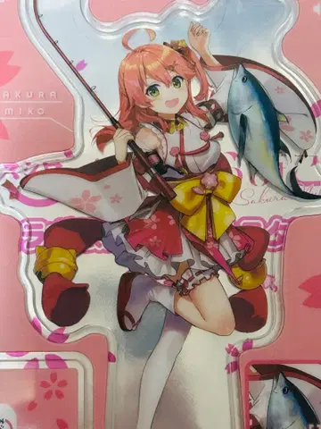 무녀복 모습 ver. 사쿠라 미코 아크릴 스탠드 스시로 콜라보