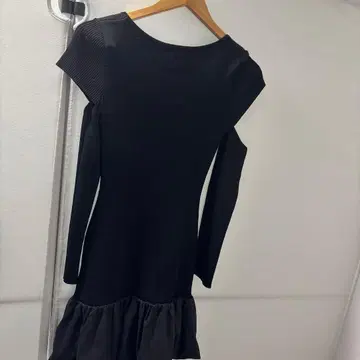 RESEXXY 리젝시 미니 원피스