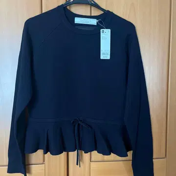 GU ROKU 페플럼 니트 풀오버 L 미사용품