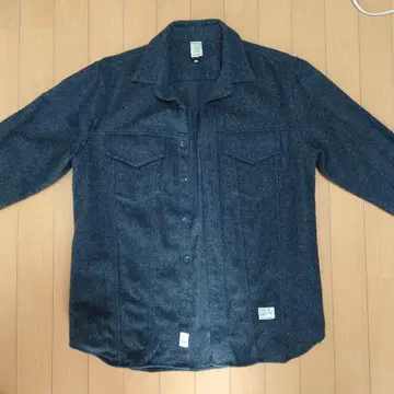 MAGIC STICK ENTERTAINMENT M 다크 그레이 셔츠