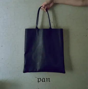 plage x pan 25ss leather tote bag 입니다