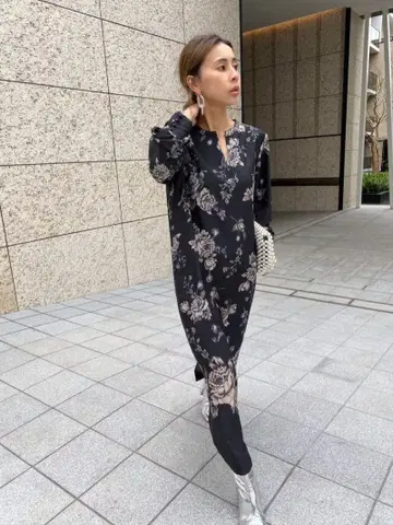 아메리빈티지 REHEMA KEY NECK DRESS