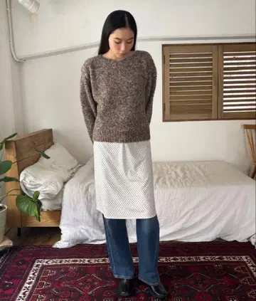 브라운 오프숄더 니트 긴팔