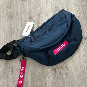 새상품 밀크페도 숄더 힙색