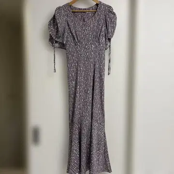 플레어 스커트 퍼프 슬리브 원피스 snidelS 사이즈