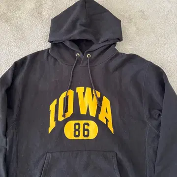 IOWA 아이오와 칼리지 로고 리버스 위브 타입 XL