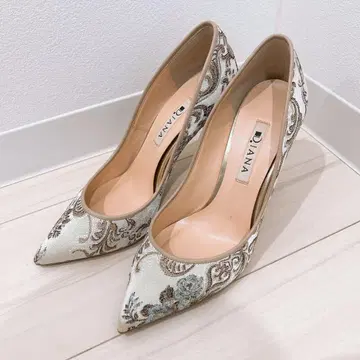 DIANA 다이애나 자카드 펌프스