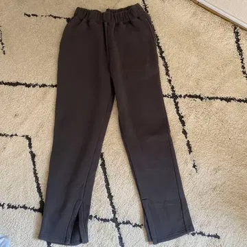 알리시아 스탠다크 그레이 슬릿 캐주얼 팬츠