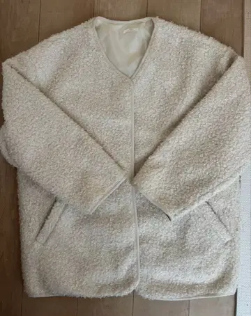 아이보리 플리스 보아 자켓 어반 리서치