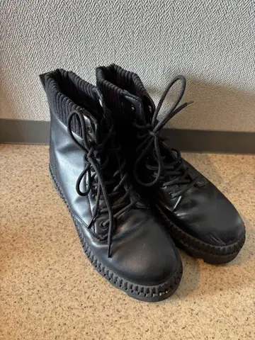 신장 12cm 업 시크릿 부츠 27cm