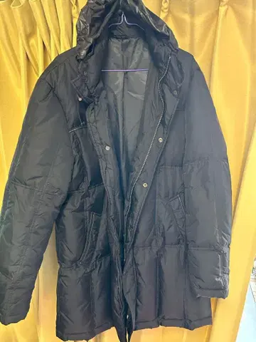 블랙 다운 자켓 후드 부착