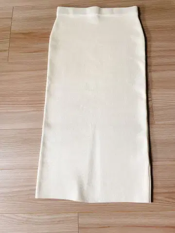 [ 새상품급 ] ZARA 니트 스커트