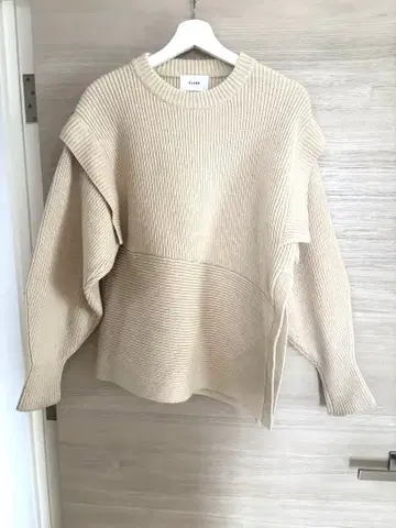 CLANE 베이지 리브 스웨터 긴팔