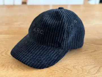A.P.C. 코듀로이 캡 블랙