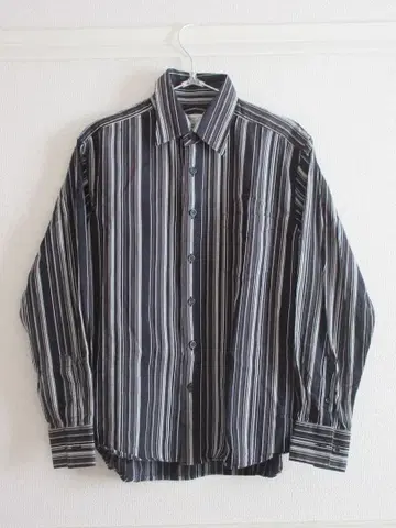 스트라이프 긴팔 셔츠