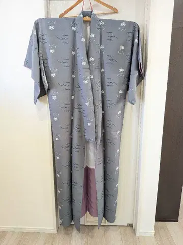 그레이 꽃무늬 코몬 기모노 워셔블 기모노