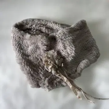 [ 결혼식 참석 착용 ] 그레이 퍼 꽃 장식 포함