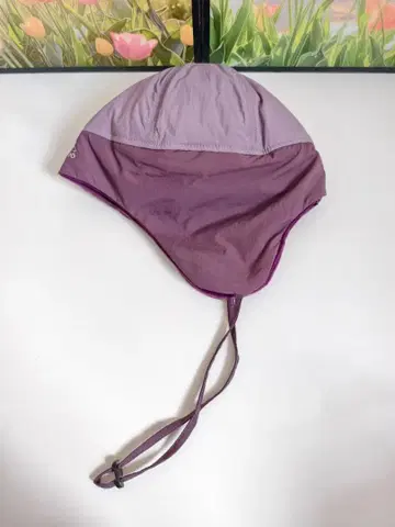 퍼플 계열 아웃도어 햇