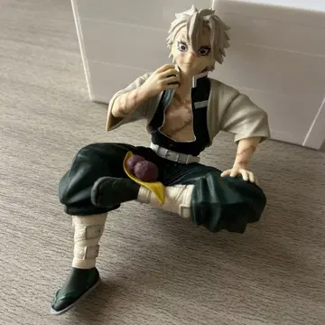 귀멸의 칼날 시나즈가와 사네미 프리미엄 쵸코노세 피규어