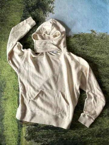 jw.anderson 장미 하이넥 후디