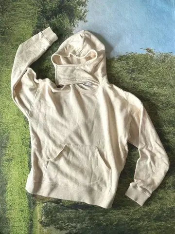 jw.anderson 장미 하이넥 후디