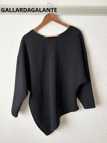 GALLARDA GALANTE 블라우스