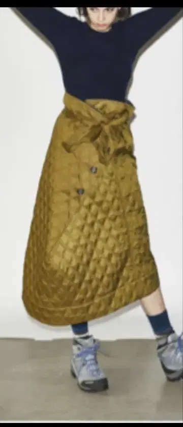 새상품급! 나곤스탠스 퀼팅 스커트