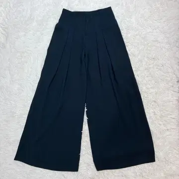 [ 미사용급 ] 바나나리퍼블릭 와이드 팬츠 루즈핏 턱 네이비