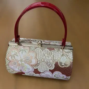 일본 의류용 백, 빨간색과 금색 꽃무늬