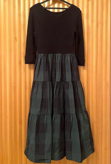 [ 새상품급 ] 바니스 뉴욕 니트 원피스