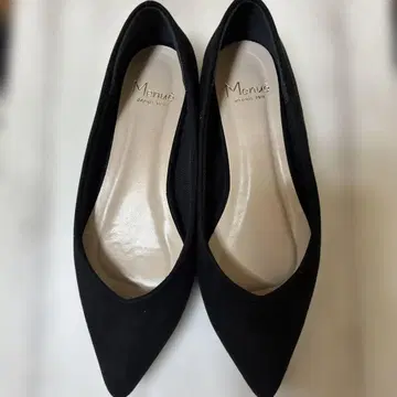 Menus 블랙 스틸레토 펌프스 22cm