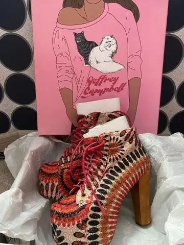 Jeffrey Campbell 컬러풀 자수 부티 LITA 37