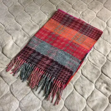 [ 미사용 ] [ 택 포함 ] [ 준 ] 체크 무늬 머플러