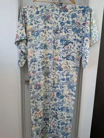 코몬 순수 실크 꽃무늬