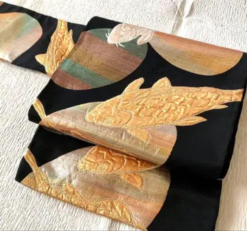 후쿠로 오비 금실 은실의 아름다운 코이 니시키