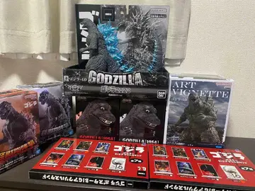 고질라 피규어 등 세트