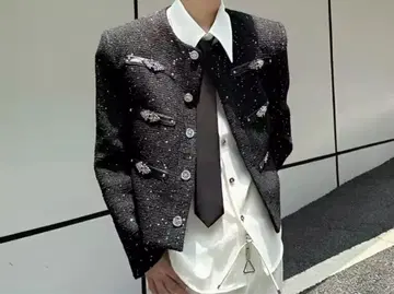 ALUDE 한국 스타일 트위드 자켓 (실버 브로치 라메) M 사이즈