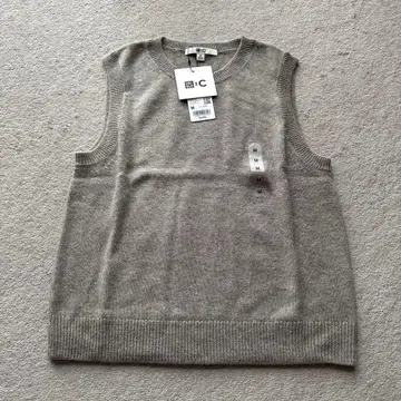 유니클로 캐시미어 크루넥 숏 슬리브리스 스웨터 M