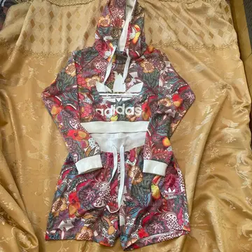 단종품 adidas x FARM 빅 로고 보타니컬 꽃무늬 셋업