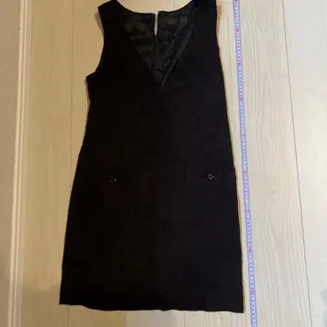 UNTITLED 블랙 V넥 타이트 원피스 튜닉