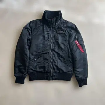 ALPHA INDUSTRIES 블랙 MA-1 플라이트 자켓
